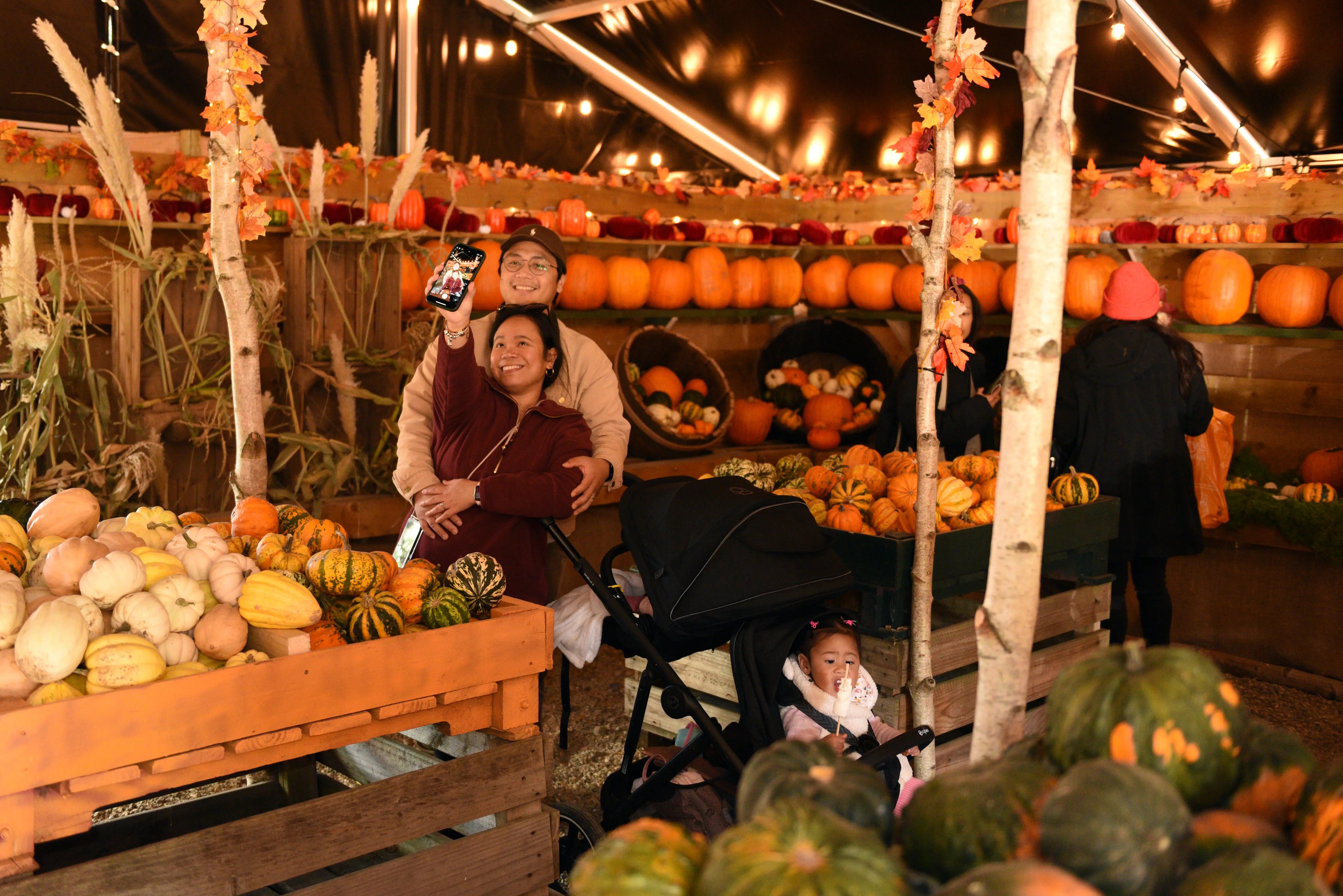 Pumpkin Nights Hobbledown Heath London Family Selfie